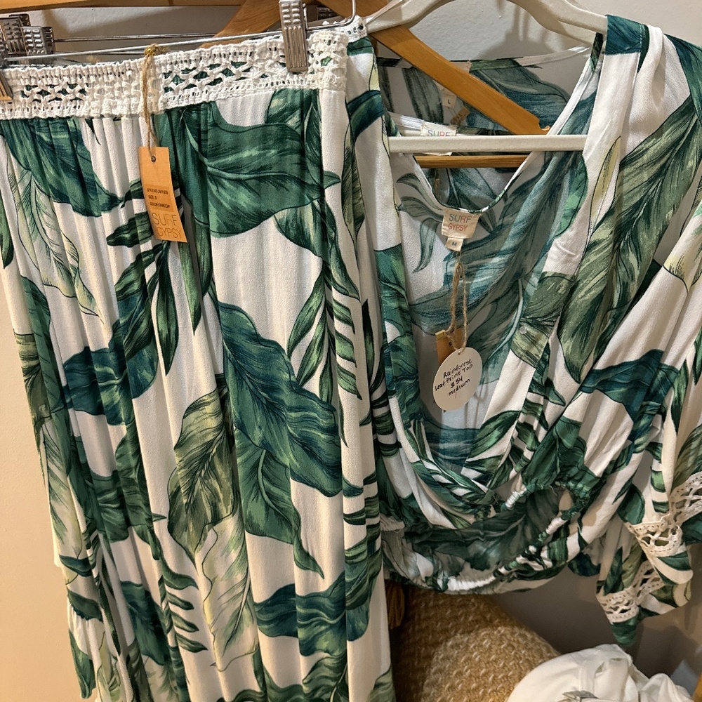 Surf Gypsy rainforest leaf print top and high low skirt